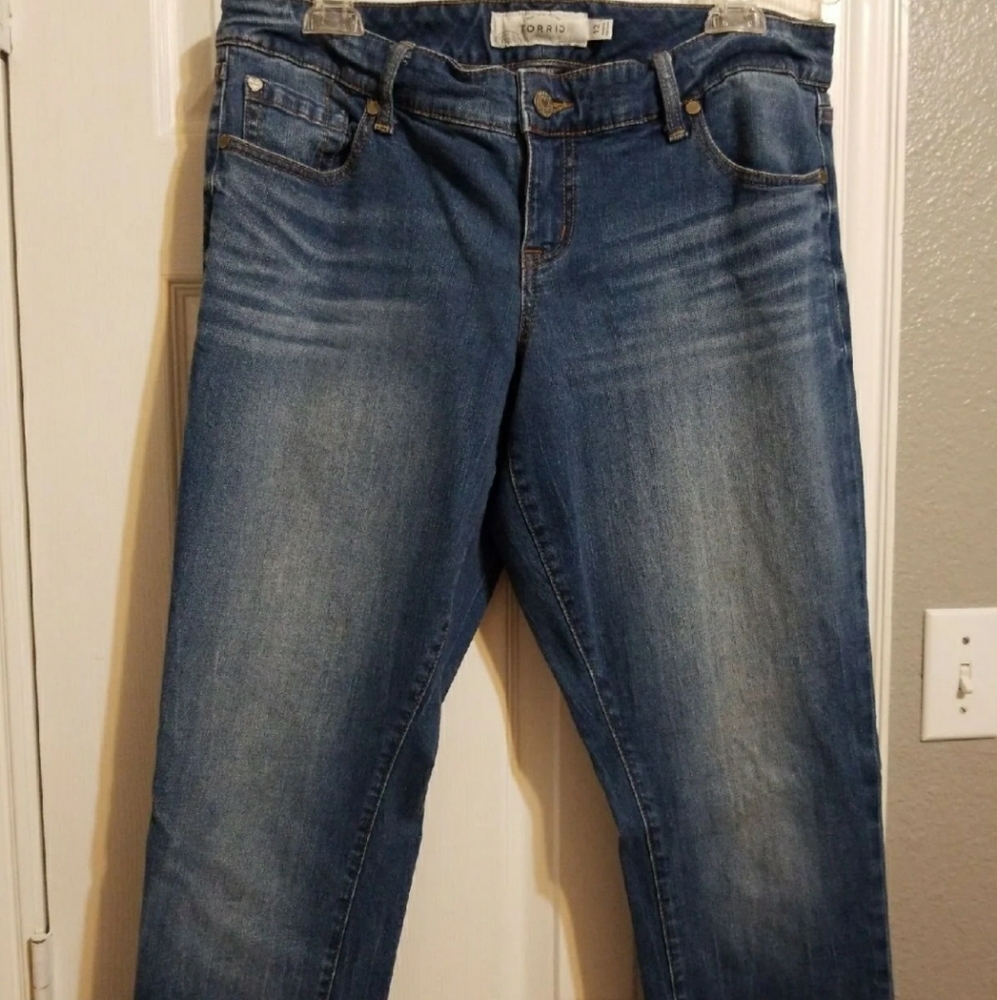 CLOSING CLOSET Torrid Jeans Size 12